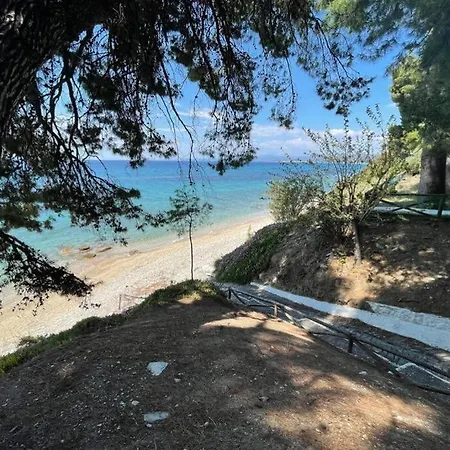 Sea View 1 *